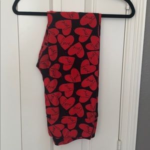 Lularoe tall and curvy valentine/heart leggings
